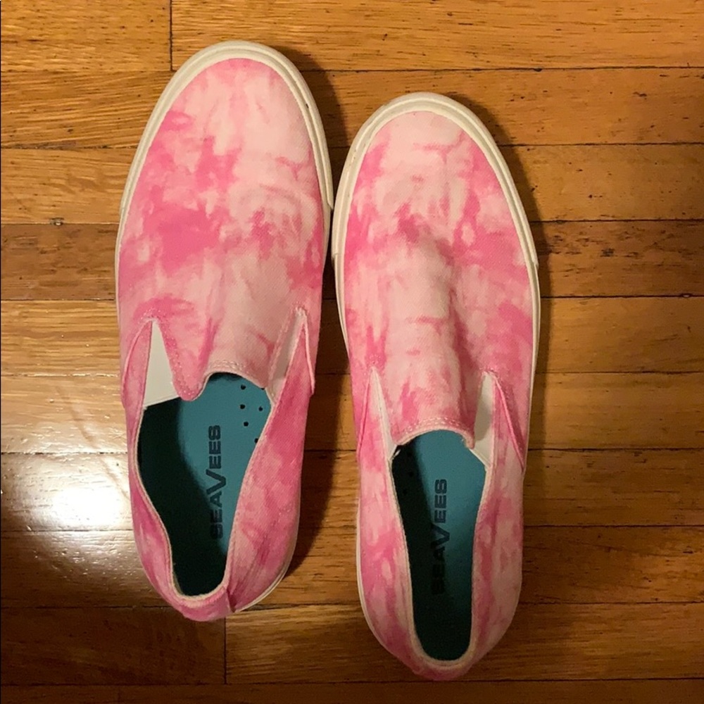 Platform pink sneakers